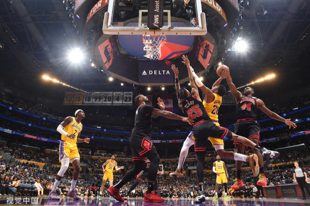 他常常激励 他常常激励