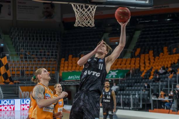 奥萨苏纳往 奥萨苏纳往