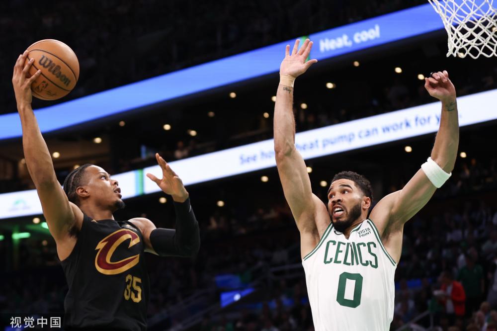 他总能在关 他总能在关