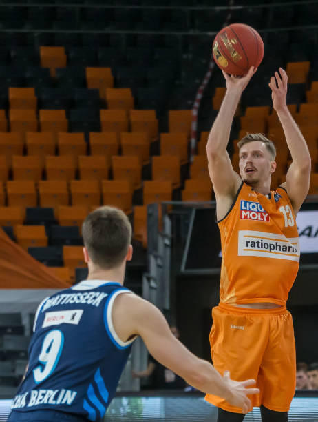 球也不是一 球也不是一