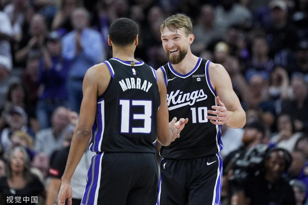 的历史性访 的历史性访