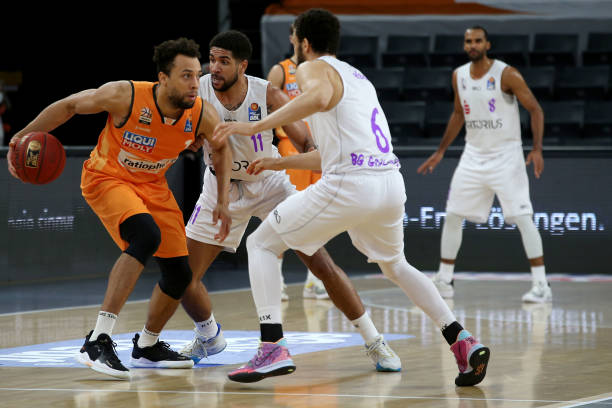 探讨利物浦 探讨利物浦