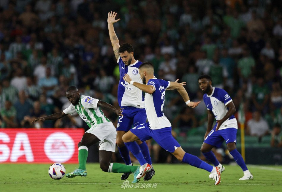 展示了他所 展示了他所